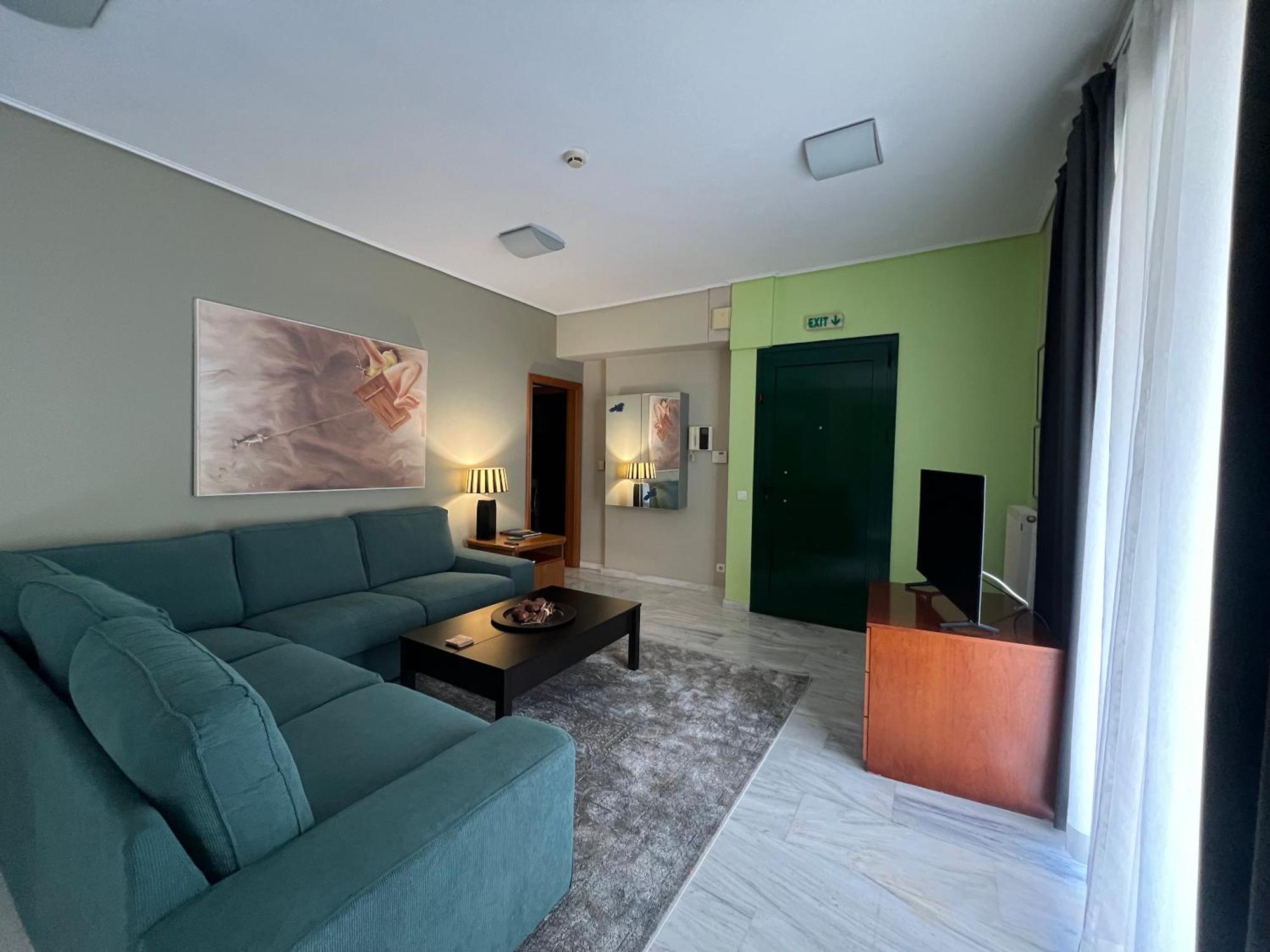Green Apartment Near Marousi Hospitals & Oaka, By Promoshomes Maroussi Exterior foto